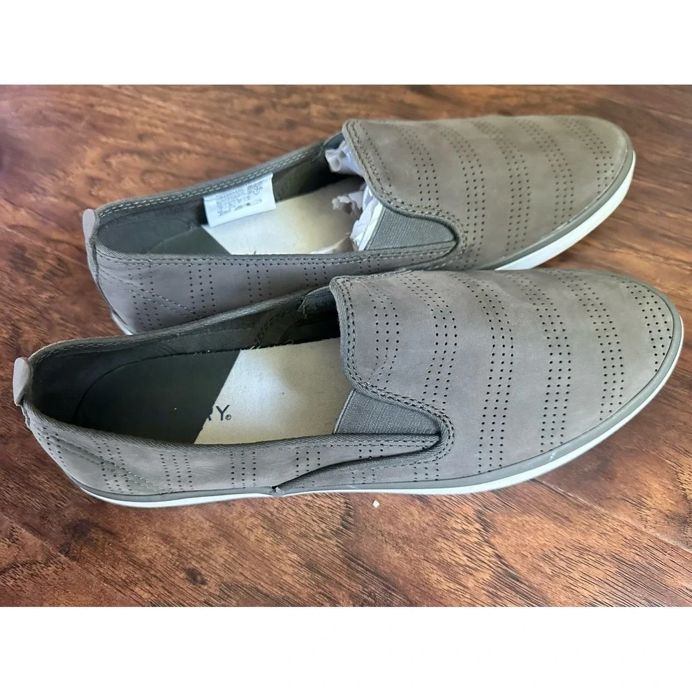 Sperry Womens Army Green Perforated Slip-On Shoes 9M Memory Foam Casual Comfort
